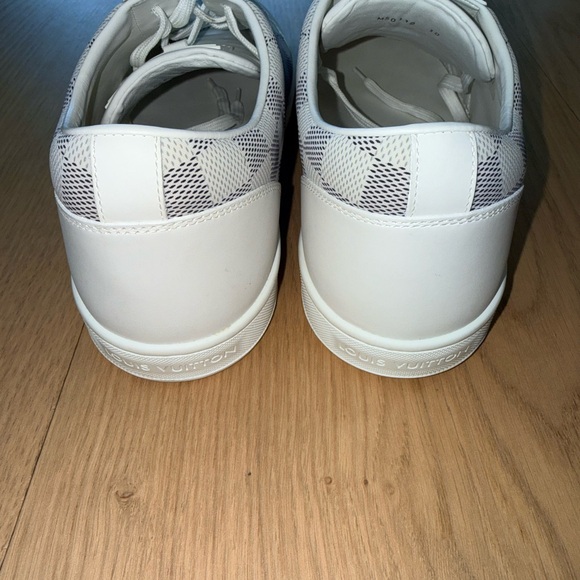 Louis Vuitton offshore Sneakers in Damier Azur Mesh- LV 10 / US 11 - Picture 3 of 16